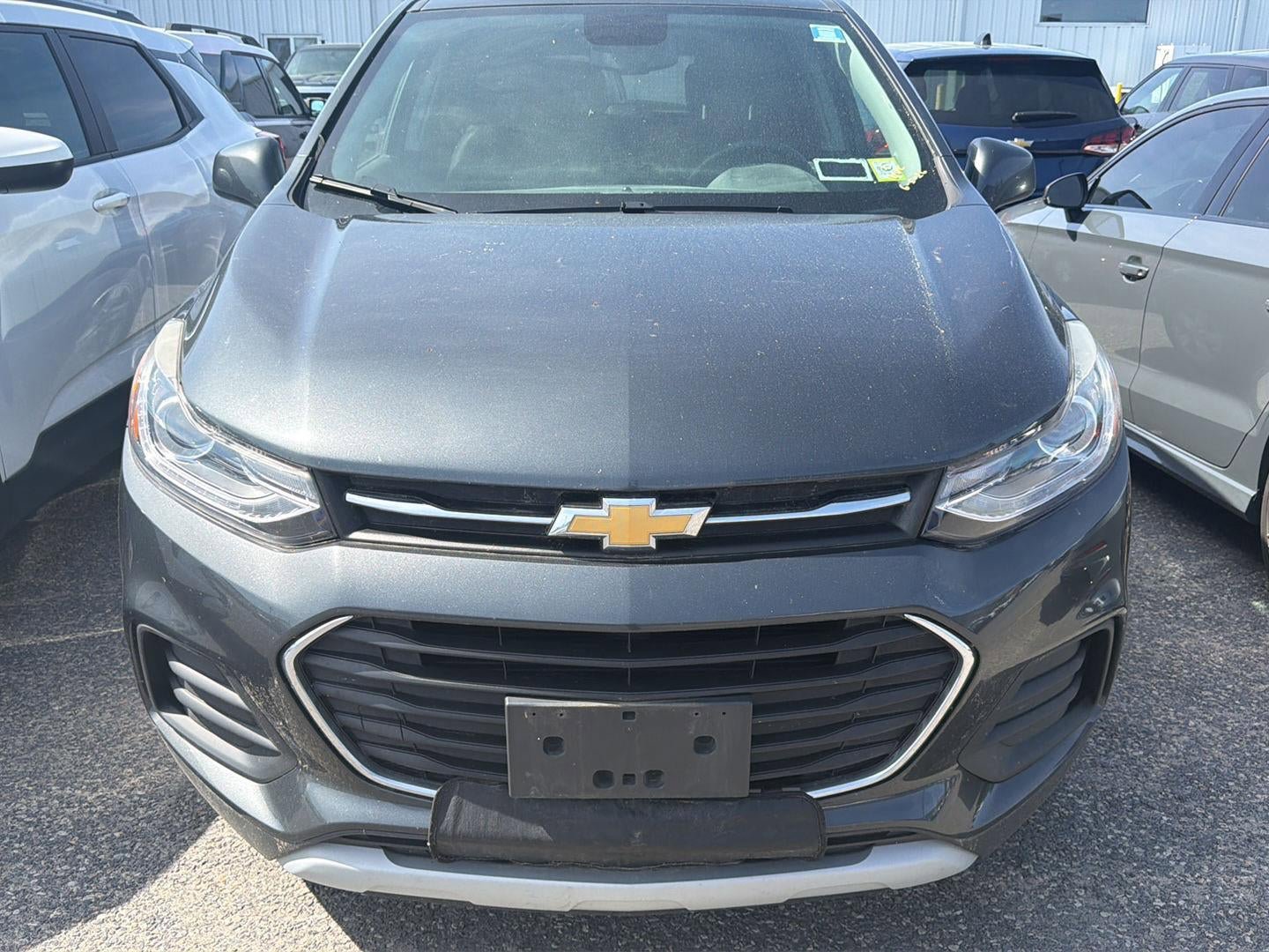 Used 2018 Chevrolet Trax LT w/ LT Convenience Package AWD/4WD image 2