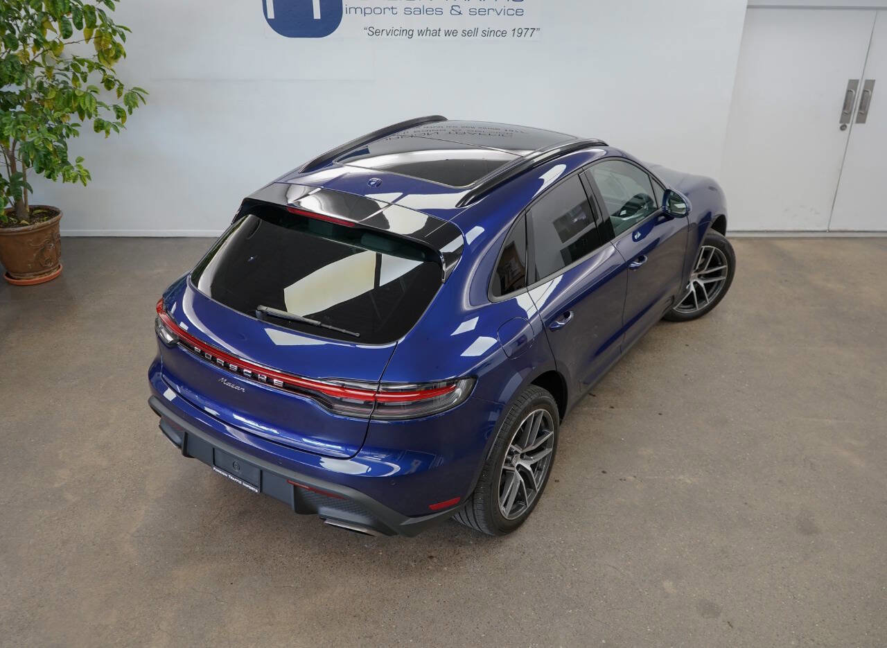Used 2024 Porsche Macan image 27