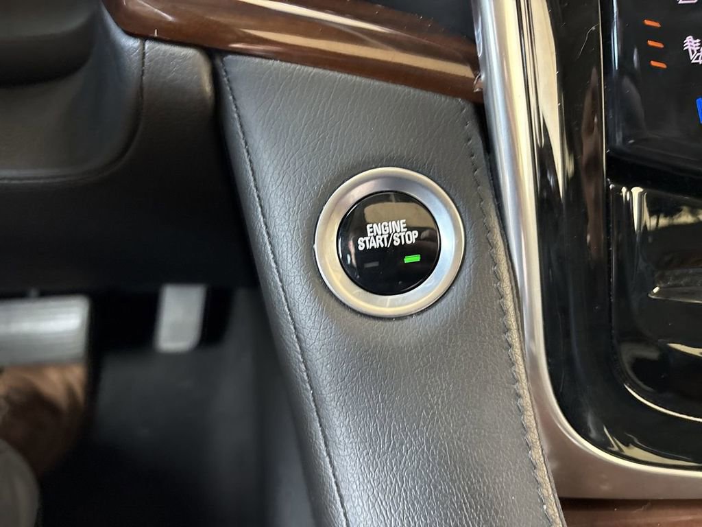 Certified 2020 Cadillac Escalade ESV Luxury image 17