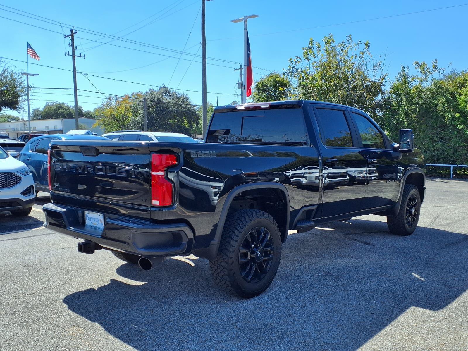 Used 2025 Chevrolet Silverado 2500 LT w/ Trail Boss Package AWD/4WD image 2