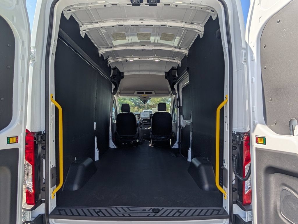 New 2026 Ford Transit 250 148 High Roof w/ Load Area Protection Package RWD image 11