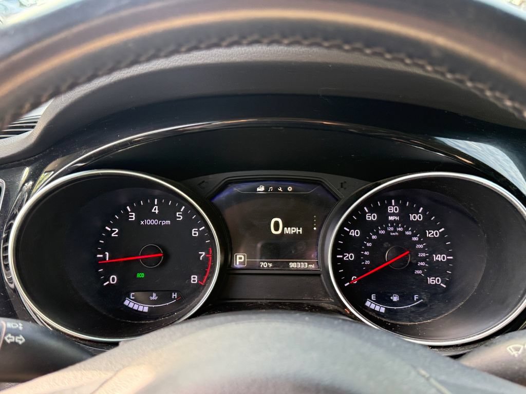 Used 2015 Kia Sedona EX w/ EX Premium Package FWD image 29