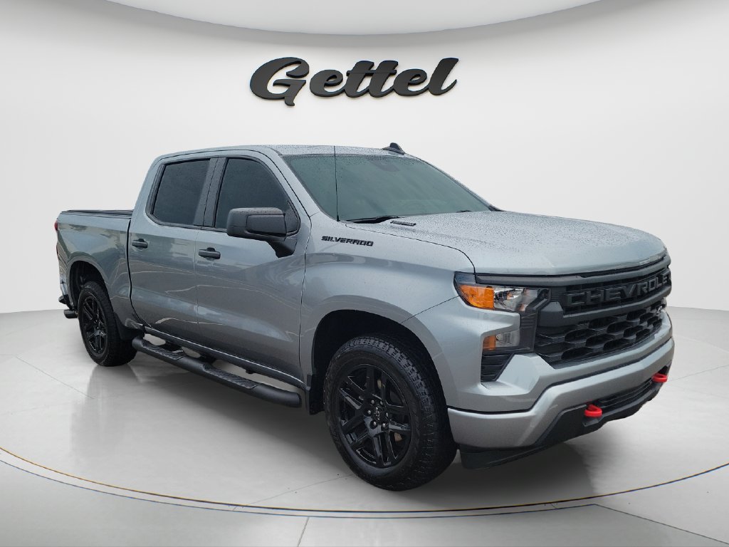 Used 2025 Chevrolet Silverado 1500 Custom w/ Turbomax Blackout Package RWD image 3