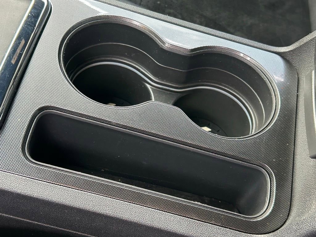 Used 2009 Dodge Challenger SRT8 w/ SRT Option Group II image 20