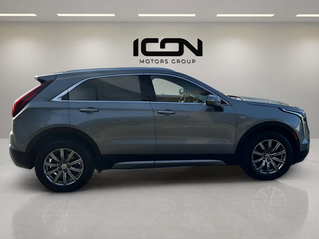 Used 2023 Cadillac XT4 Premium Luxury image 7