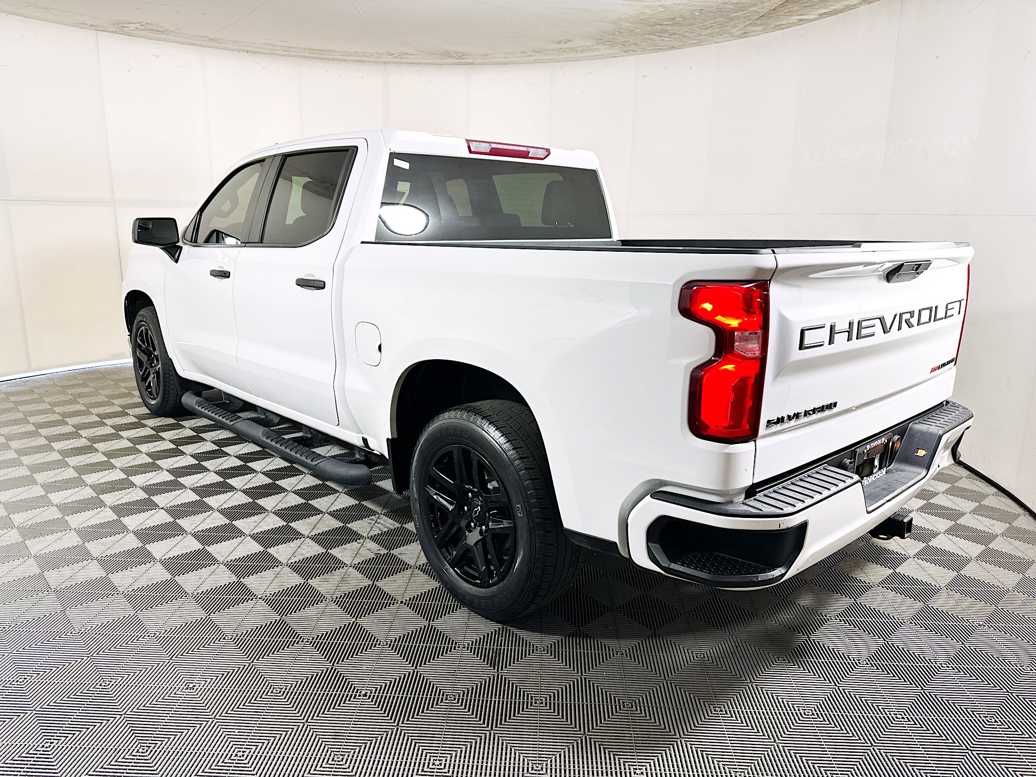 Used 2022 Chevrolet Silverado 1500 Custom w/ Rally Edition image 5