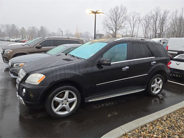 Used 2011 Mercedes-Benz ML 550 4MATIC image 4