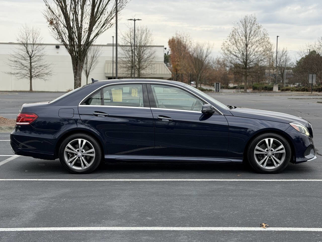 Used 2015 Mercedes-Benz E 350 E 350 4MATIC AWD 4dr Sedan image 9