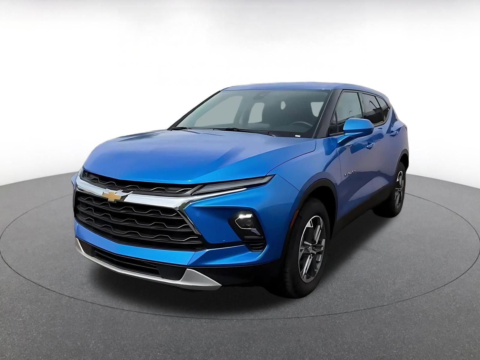 Used 2025 Chevrolet Blazer LT FWD image 7