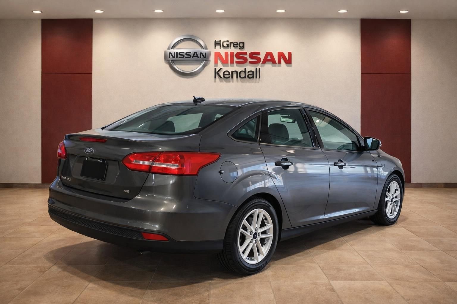 Used 2017 Ford Focus SE FWD image 4