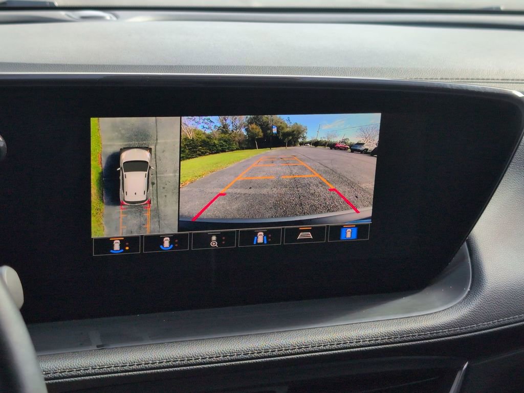 Used 2024 Buick Encore GX Preferred w/ Advanced Technology Package FWD image 23