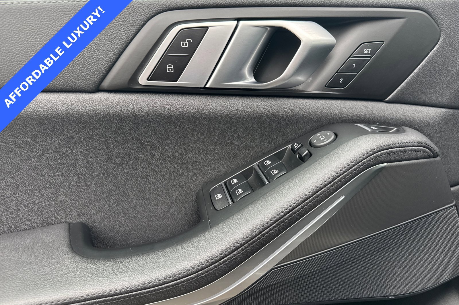 Used 2020 BMW X5 xDrive40i w/ Parking Assistance Package image 11