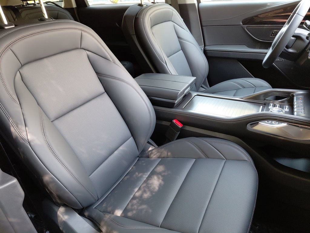 New 2026 Lincoln Nautilus Premier w/ Equipment Group 102A AWD/4WD image 40