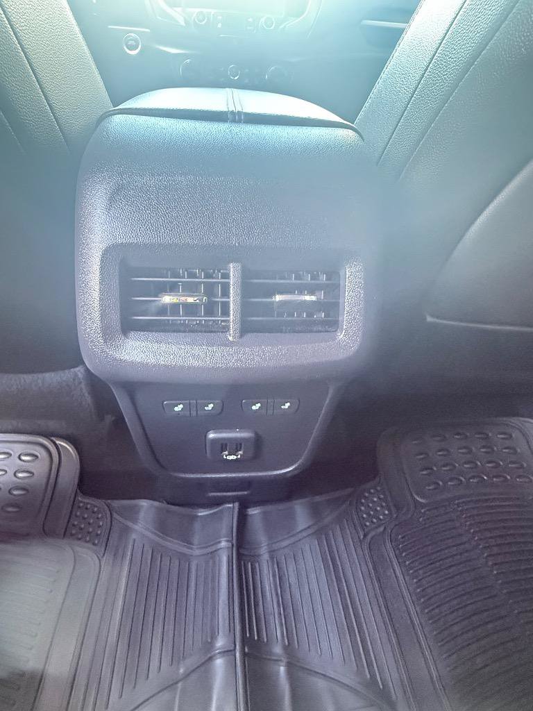 Used 2019 GMC Terrain Denali w/ Advanced Safety Package FWD image 5