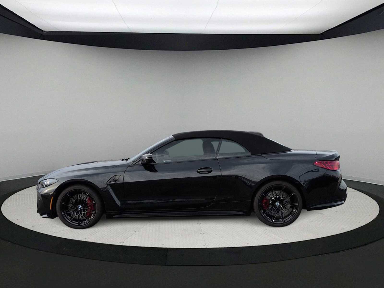 Used 2025 BMW M4 xDrive Competition w/ Executive Package image 5