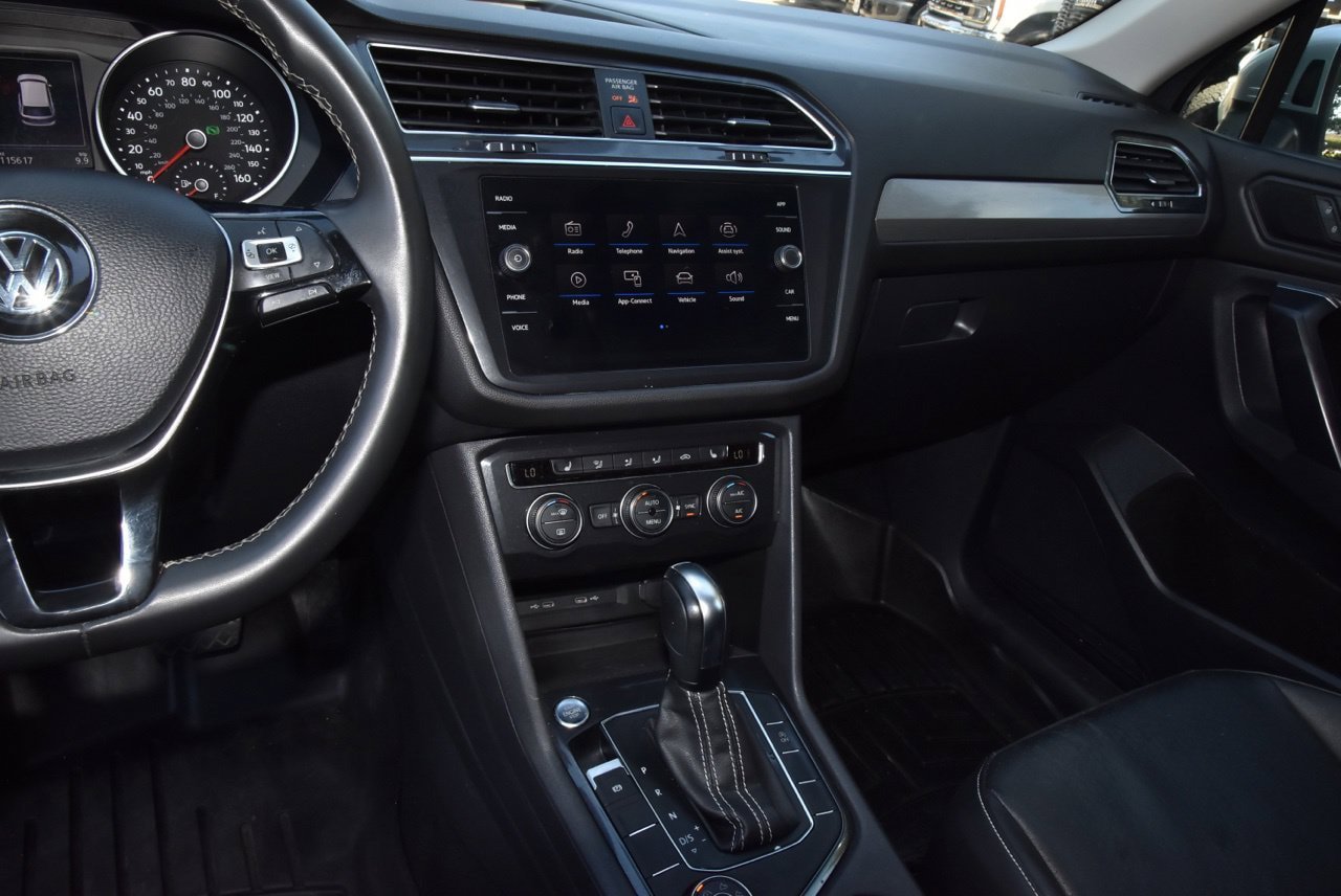 Used 2021 Volkswagen Tiguan SE AWD/4WD image 26