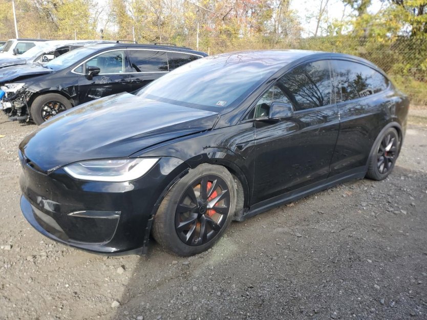 Used 2023 Tesla Model X Plaid image 3