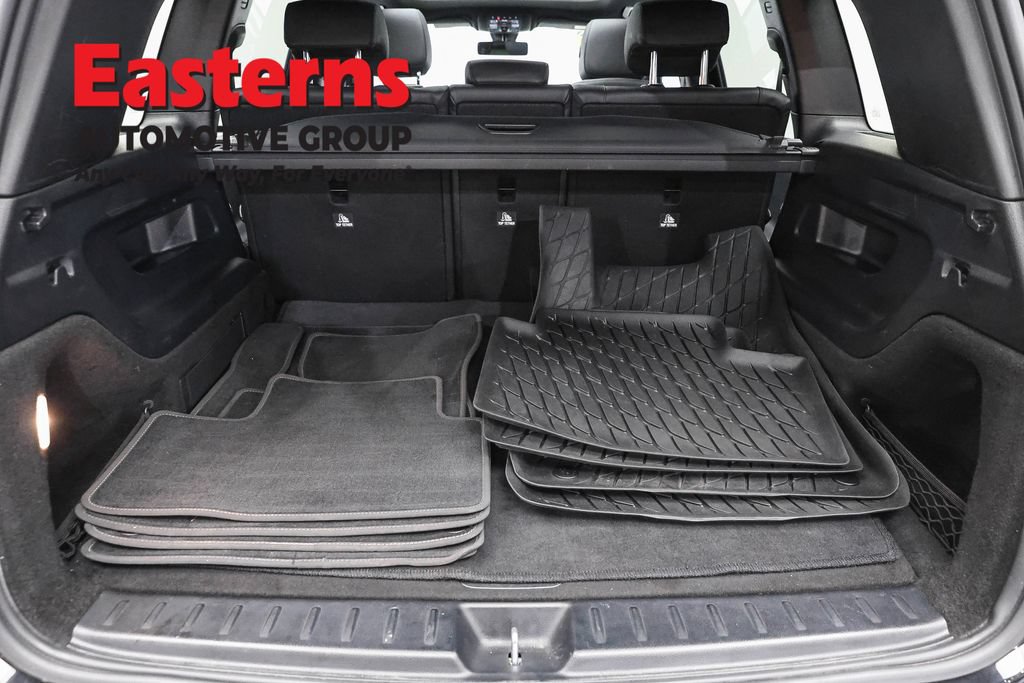 Used 2022 Mercedes-Benz GLB 250 4MATIC w/ Premium Package Lite image 9