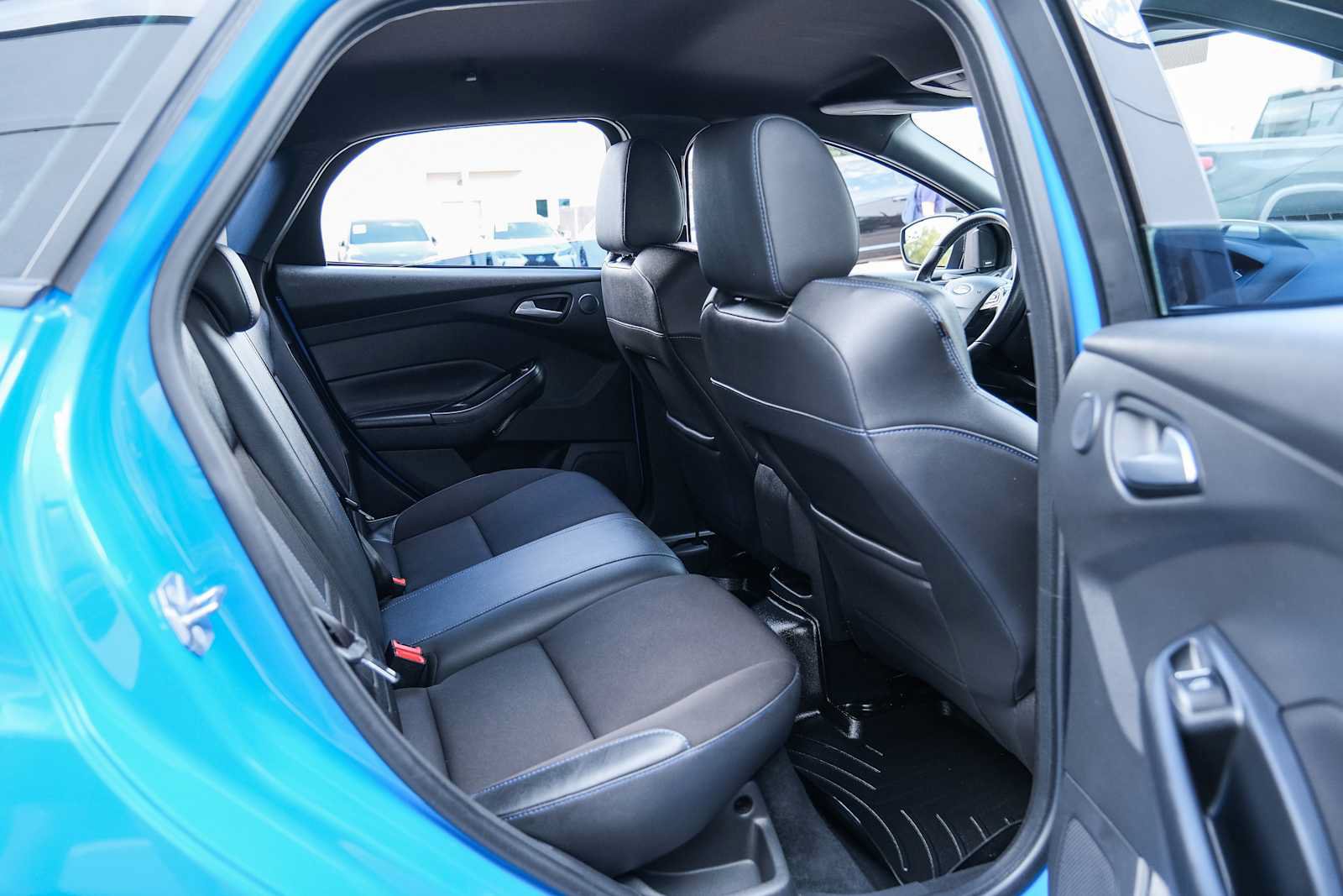Used 2017 Ford Focus RS AWD/4WD image 39