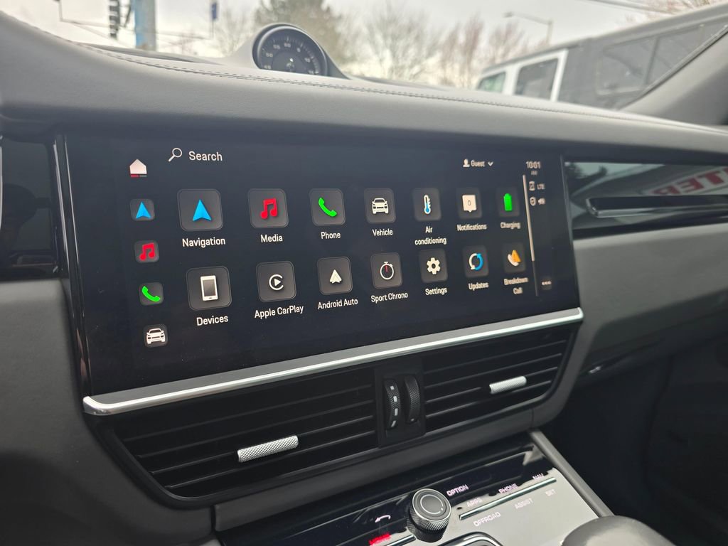 Used 2022 Porsche Cayenne E-Hybrid image 29