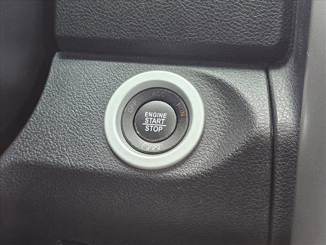 Used 2017 RAM 1500 Laramie w/ Convenience Group AWD/4WD image 27