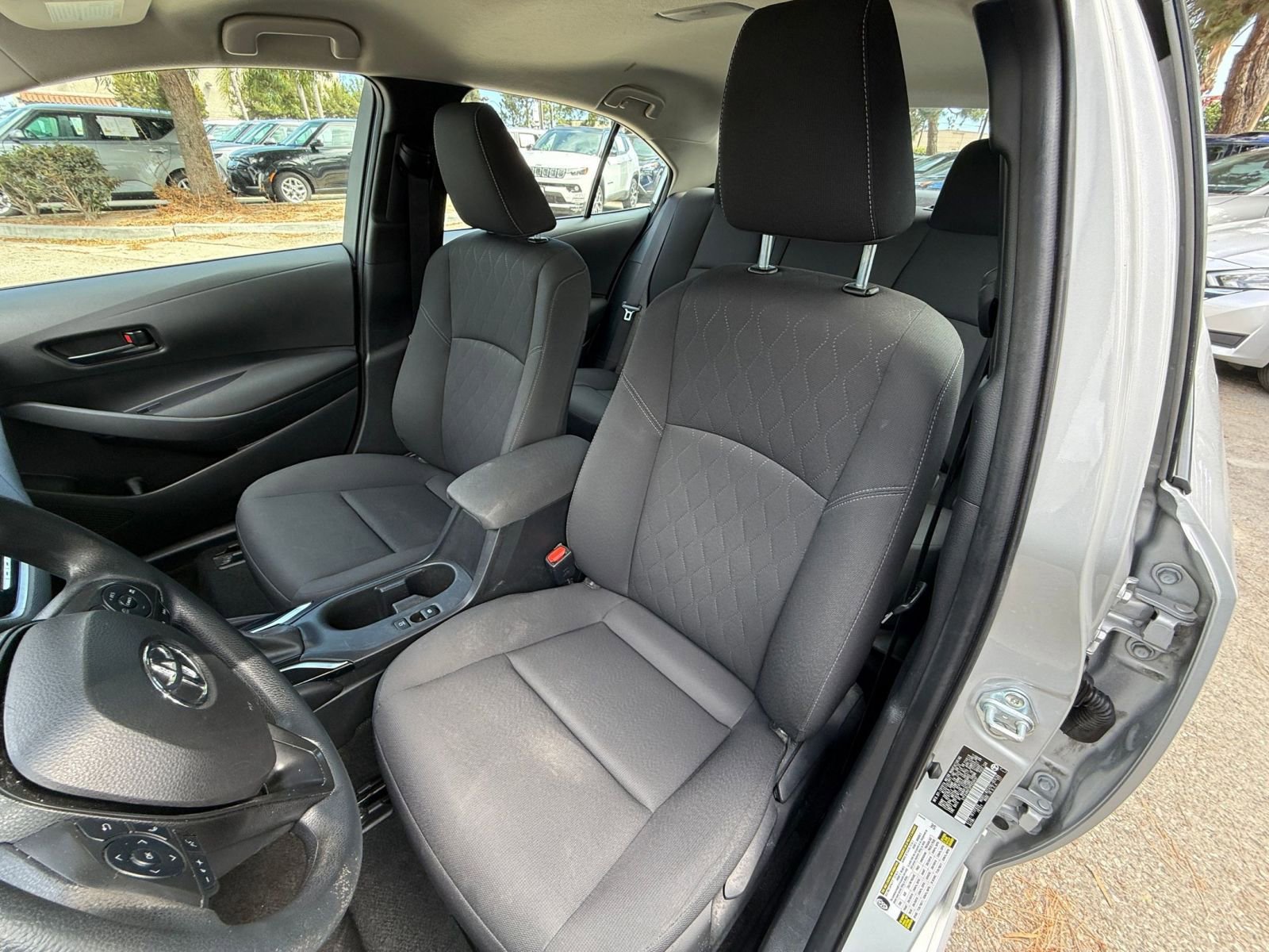 Used 2023 Toyota Corolla LE FWD image 32