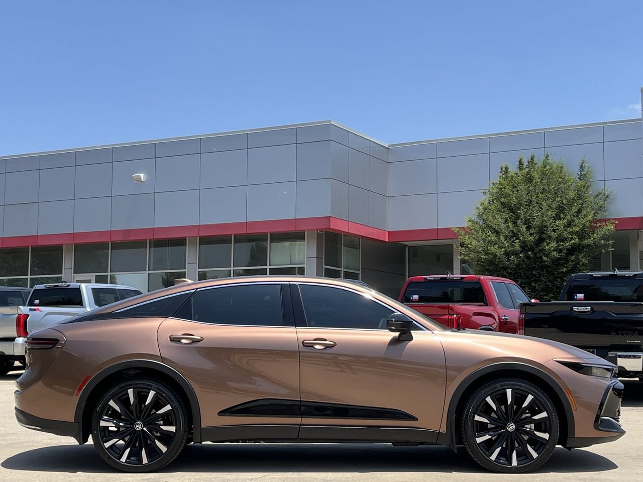 New 2026 Toyota Crown Platinum AWD/4WD image 3