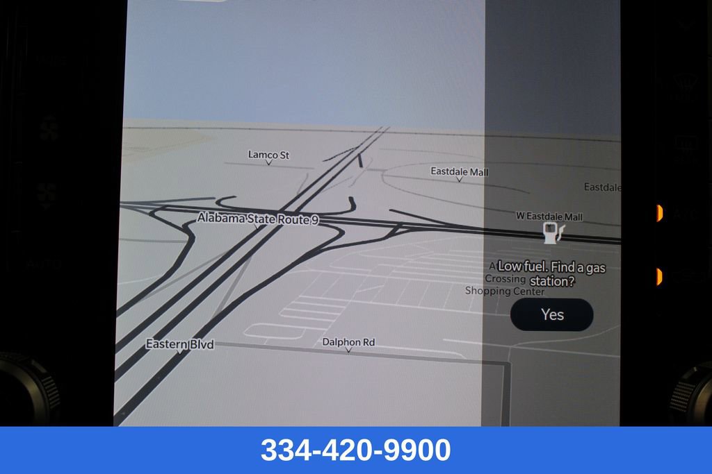 Used 2024 RAM 2500 Laramie image 11