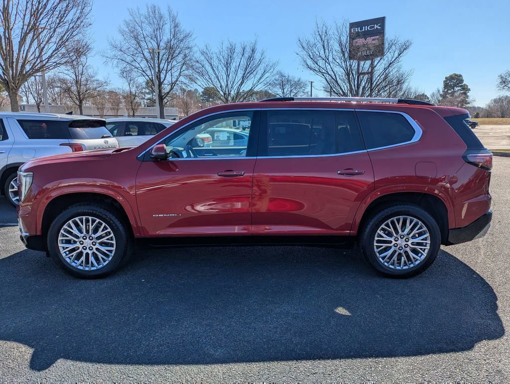 Used 2025 GMC Acadia Denali w/ LPO, Floor Liner Package FWD image 5