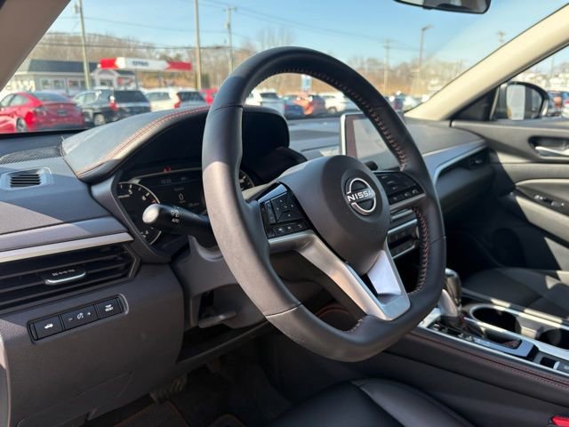 Used 2025 Nissan Altima 2.5 SR image 19