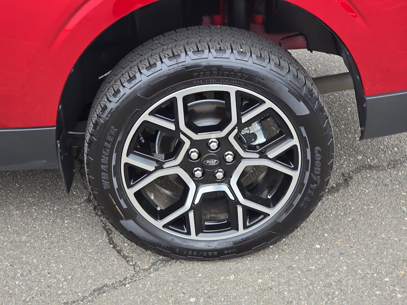 Used 2025 Ford Maverick Lariat w/ 4K Tow Package image 40