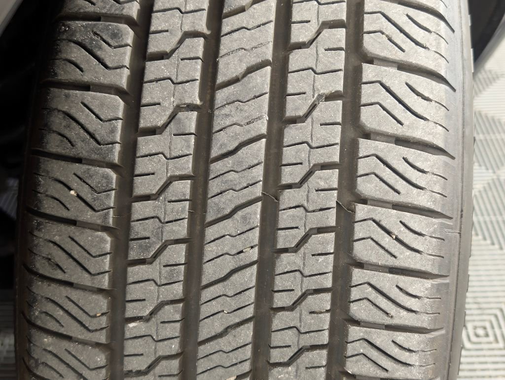 Certified 2025 Ford Expedition Platinum image 31