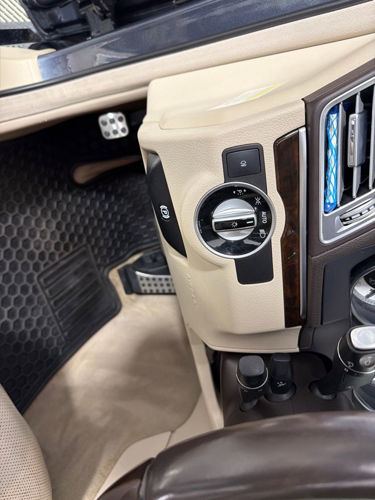 Used 2014 Mercedes-Benz E 550 Cabriolet image 21