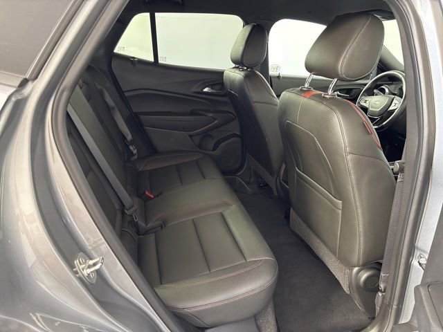 Used 2024 Chevrolet Trax RS w/ Driver Confidence Package FWD image 28
