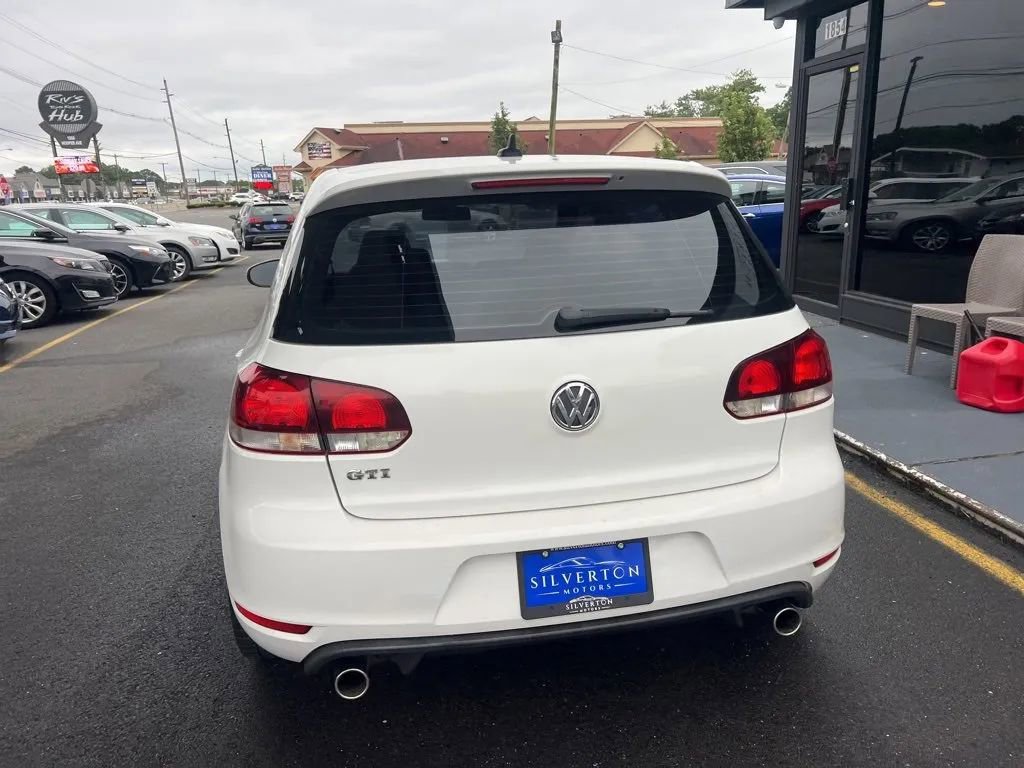 Used 2014 Volkswagen GTI Wolfsburg Edition image 11