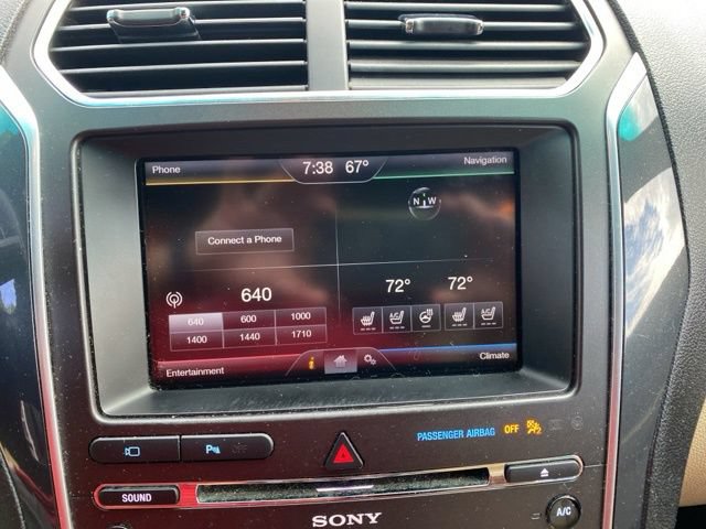 Used 2016 Ford Explorer Limited FWD image 18