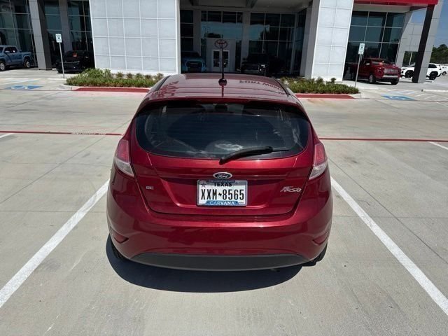 Used 2014 Ford Fiesta SE w/ Comfort Package FWD image 7