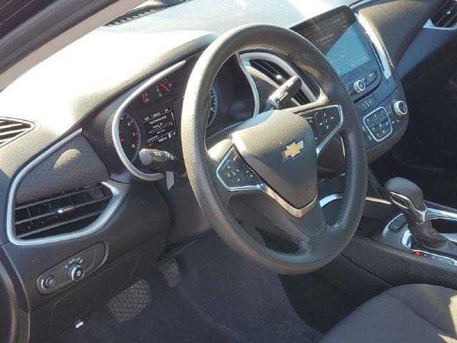 Used 2024 Chevrolet Malibu LT FWD image 11