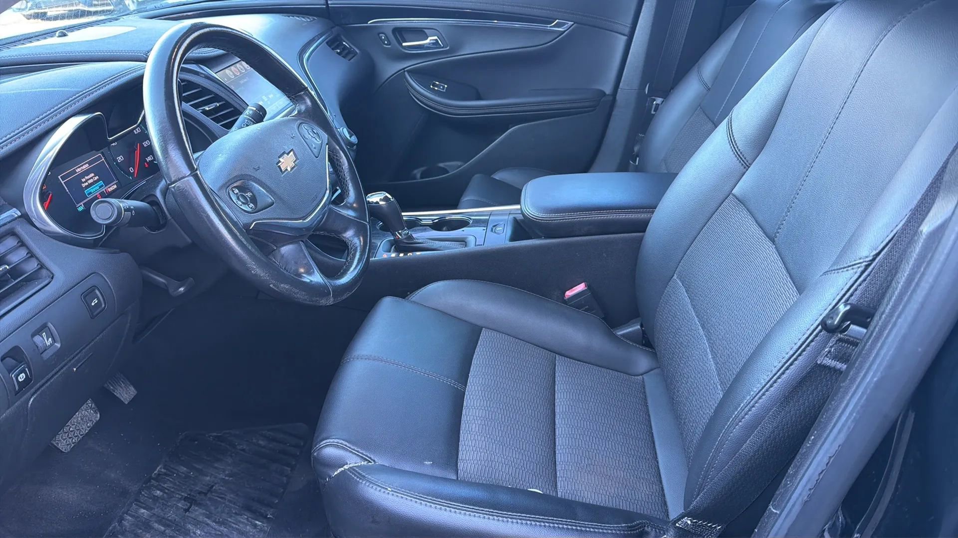 Used 2018 Chevrolet Impala LT image 29