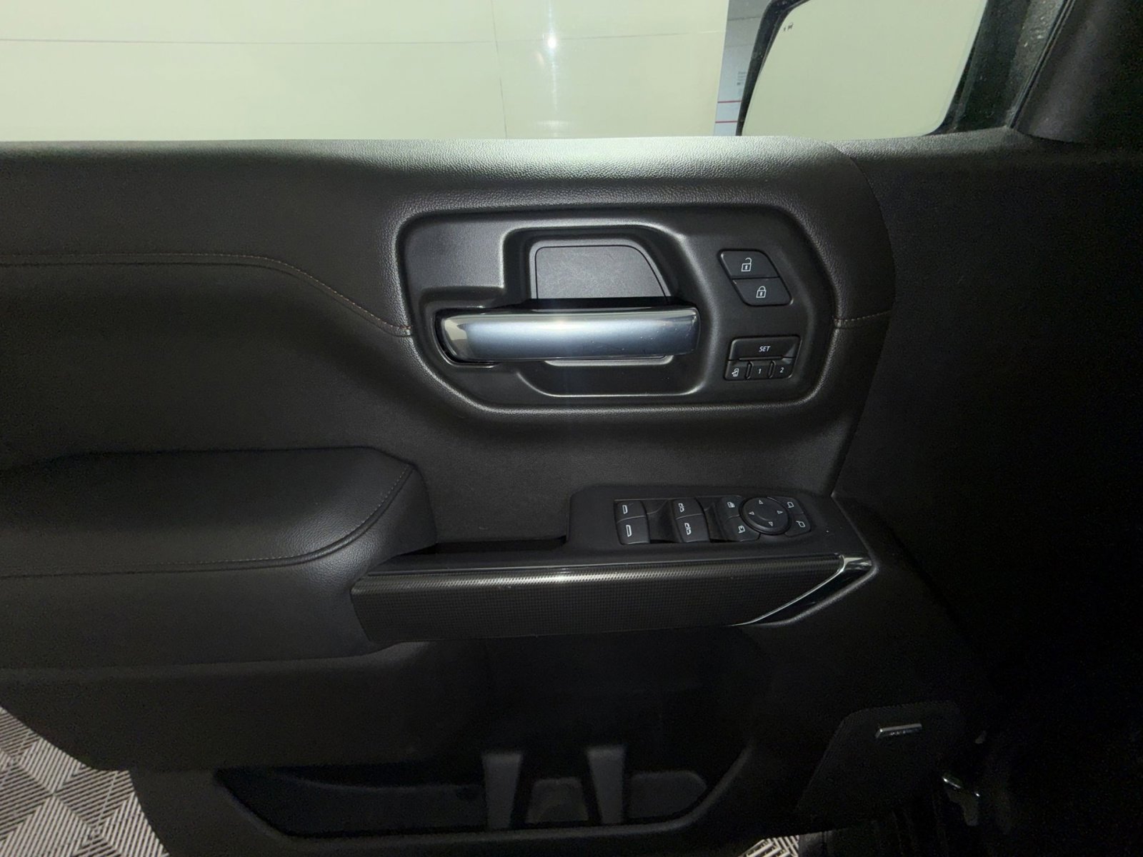 Used 2021 GMC Sierra 1500 AT4 w/ AT4 Premium Package image 15