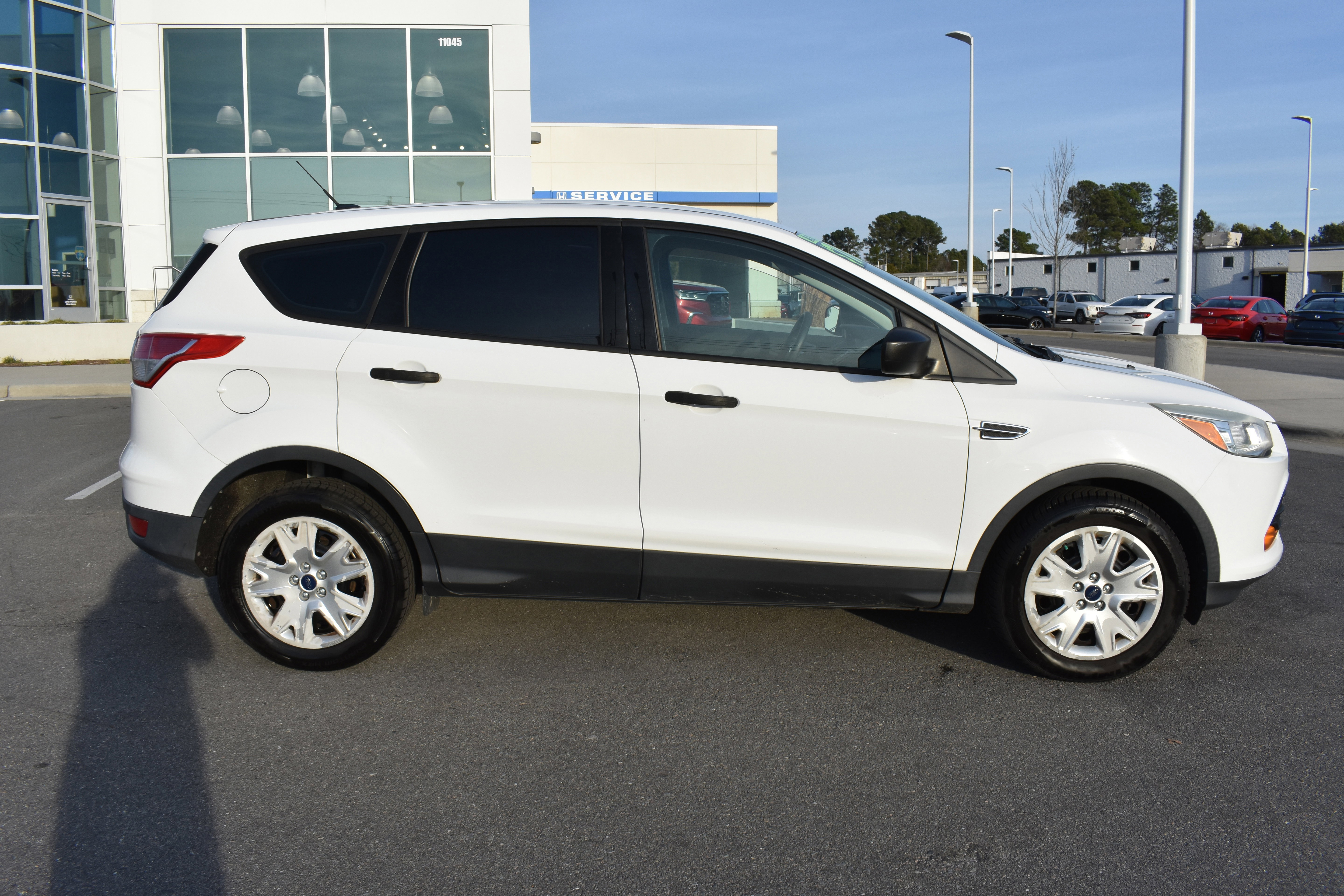Used 2016 Ford Escape S image 10
