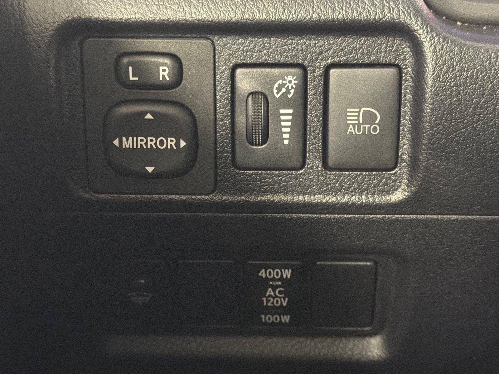Used 2021 Toyota 4Runner Limited RWD image 31