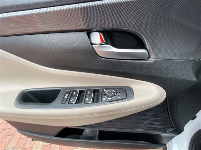 Used 2022 Hyundai Santa Fe SEL image 11
