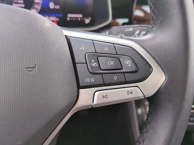 Used 2025 Volkswagen Jetta SE FWD image 29