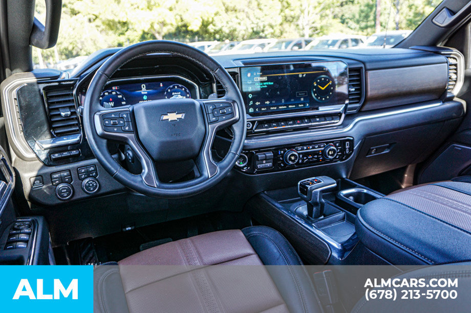 Used 2024 Chevrolet Silverado 1500 High Country w/ High Country Premium Package AWD/4WD image 28