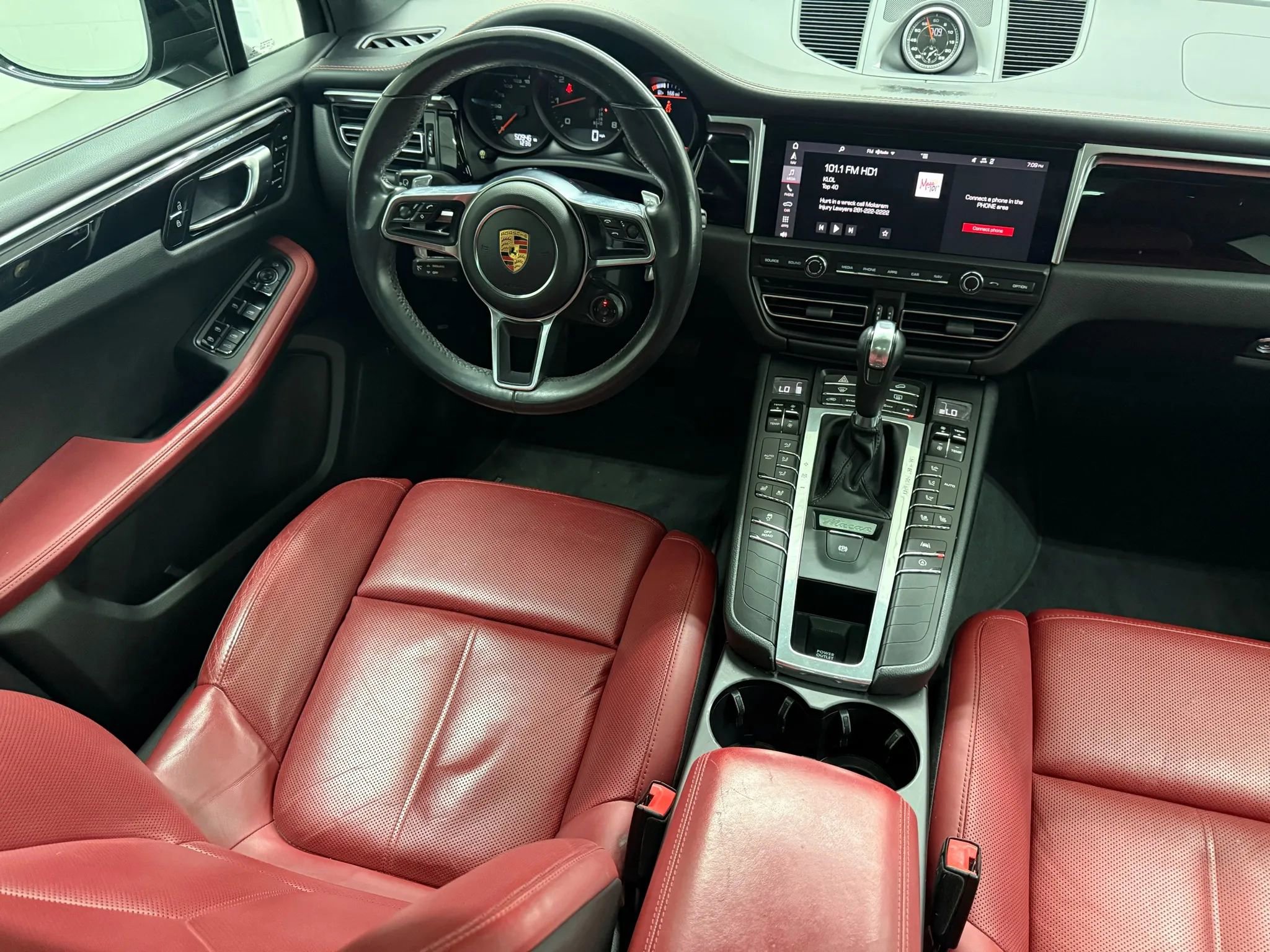 Used 2019 Porsche Macan Sport Edition image 30