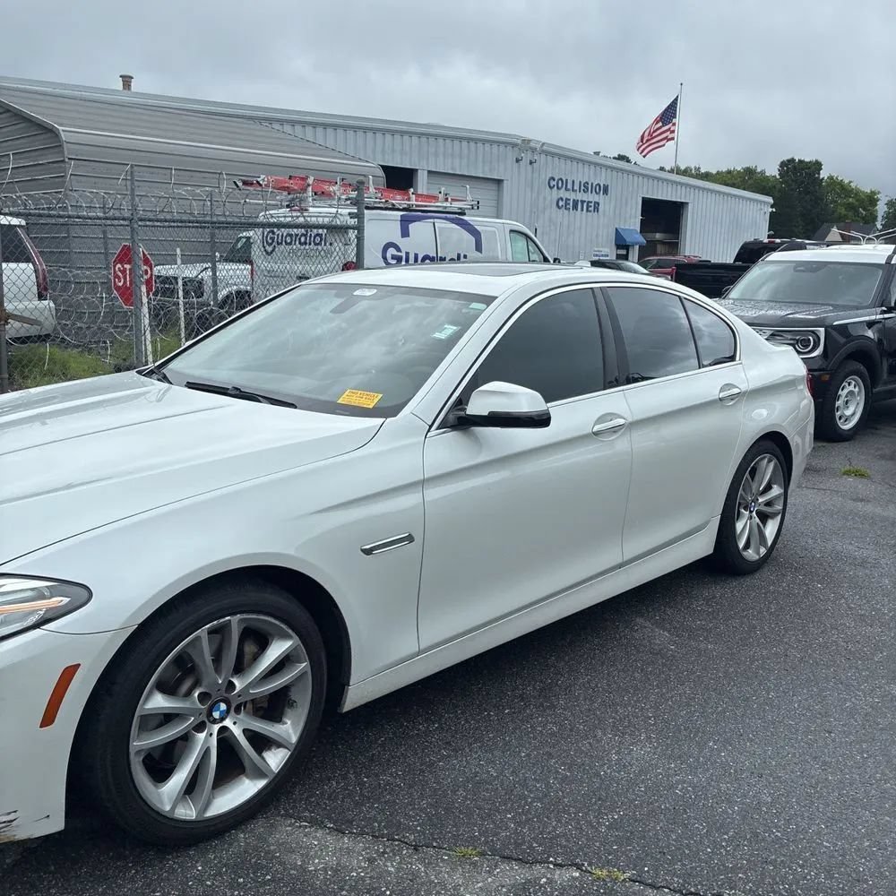 Used 2016 BMW 535i xDrive Sedan AWD/4WD image 2