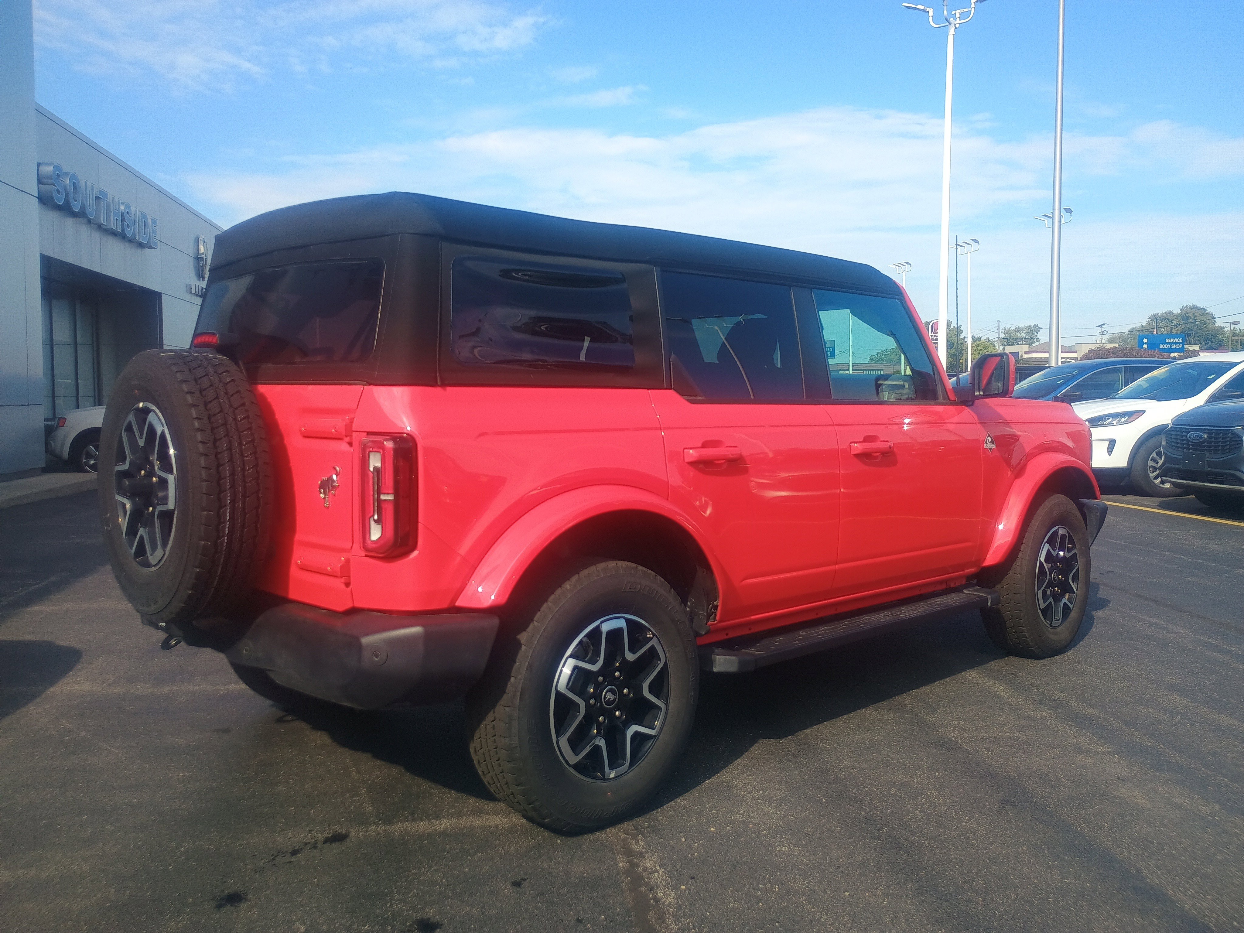 Certified 2023 Ford Bronco Outer Banks image 11