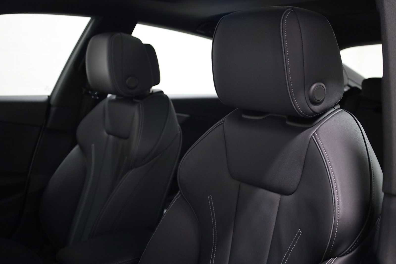 Used 2022 Audi A5 2.0T Premium Plus w/ Premium Plus image 18