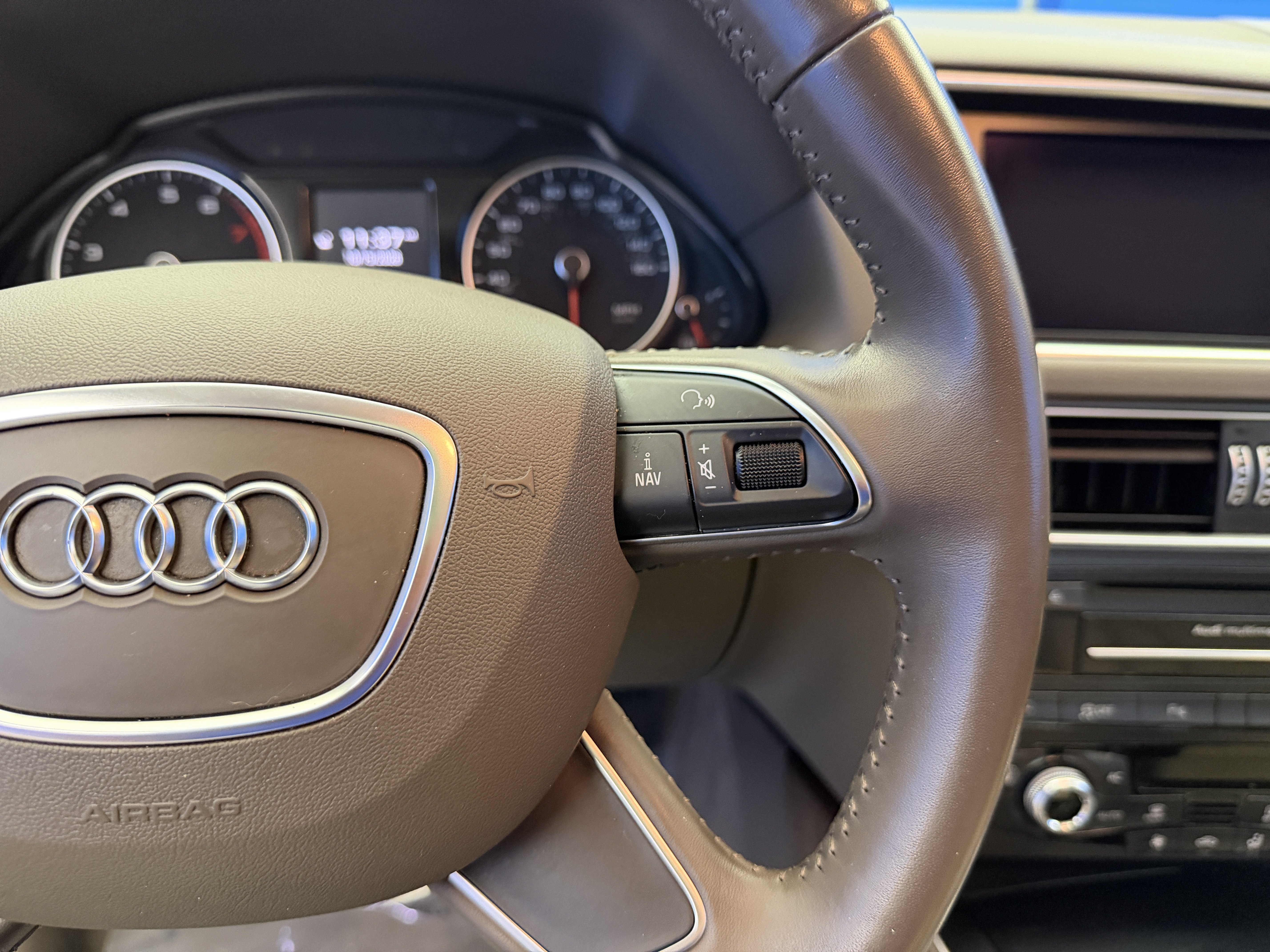 Used 2014 Audi Q5 2.0T Premium Plus AWD/4WD image 16